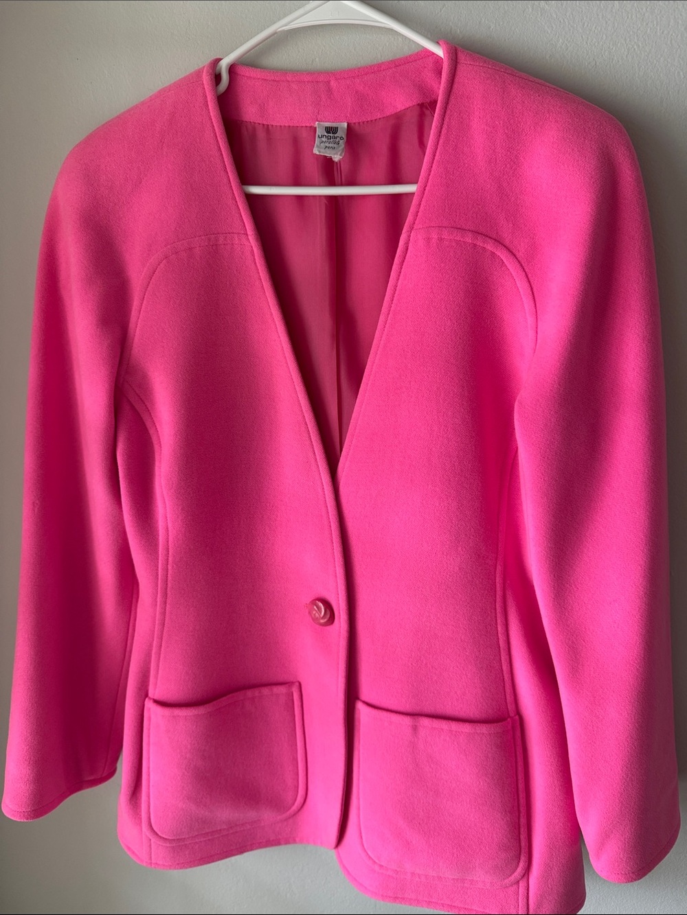 Vintage hot neon pink 80s wool blazer fitted, lined totally awesome